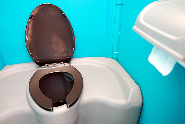 Best Portable restroom trailer rental  in Glencoe, AL
